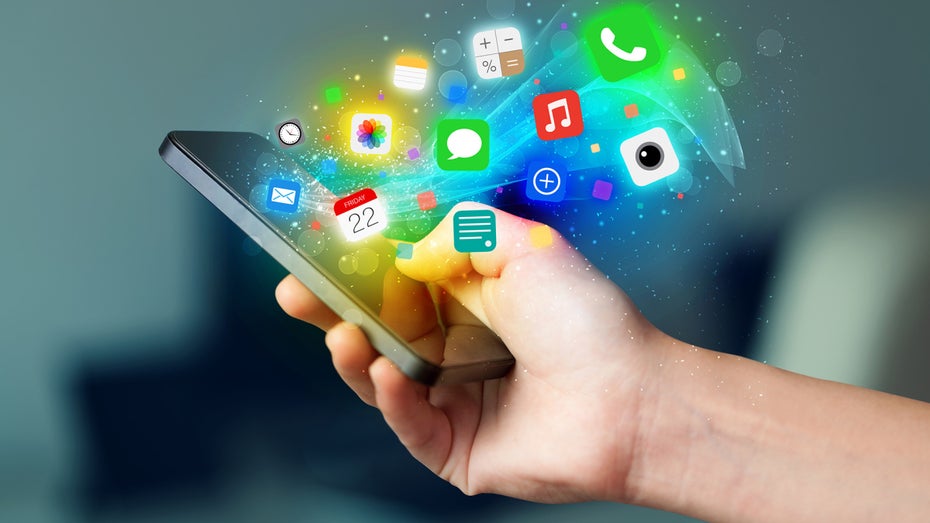 Der Siegeszug des Smartphones beruht auf seiner grafischen Benutzeroberfläche, weil sie genau das liefert. Man sieht die Icons und lernt, ohne es zu merken, meint unser Autor. (Foto: ESB Professional/Shutterstock) Der beste Zugang zu unseren Computern: Lasst uns unsere Schnittstellen selbst gestalten